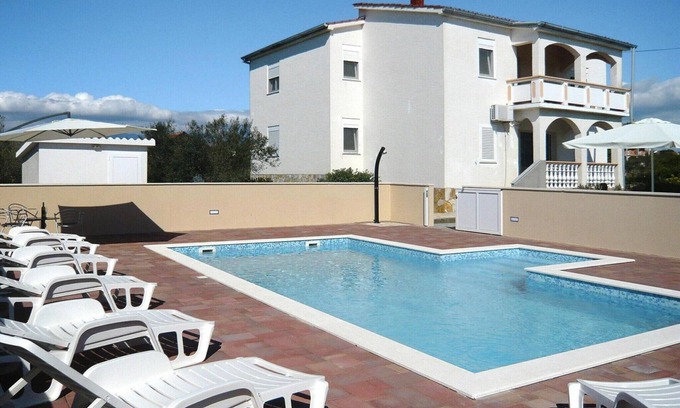 Vrsi House | Villa in Vrsi with Pool near Sandy Beach