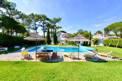 Colares Villa | Villa Isabel de Aragão - Villa w pool and garden