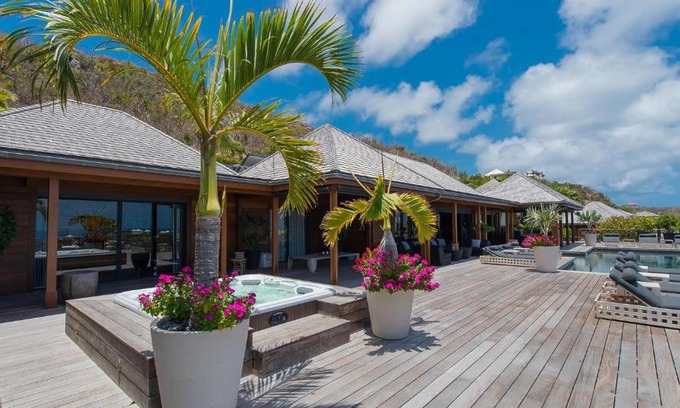 Grand Cul-de-Sac Villa | Villa Jade