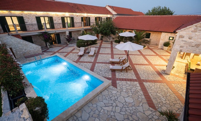 Islam Grcki Villa | Villa Jokić Dvori ZadarVillas