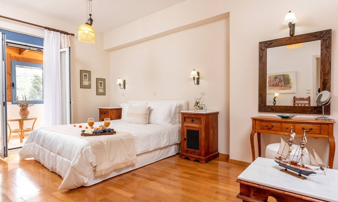 Loutra House | Villa Kallergi - Nefeli (450 m2) House for 6, west-central Crete