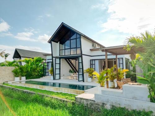 Cepaka Villa | Villa Kura Kura - Tranquil Modern Villa in the Heart of Ricefields