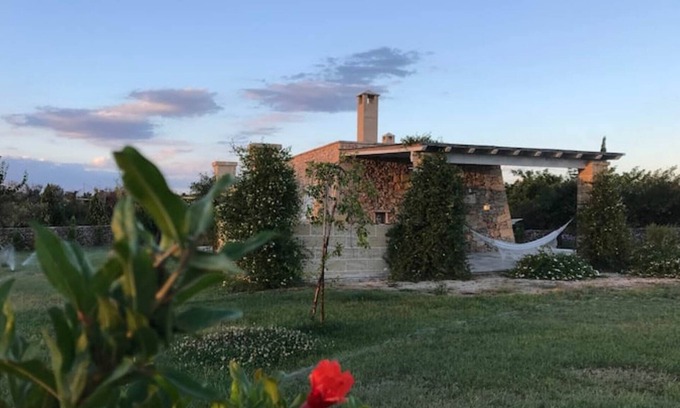Sannicola Villa | Villa La Mora with private garden, patio and WiFi just a few minutes from the sea of Gallipoli