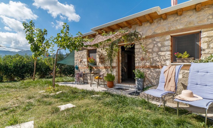 Drimonas House | Villa Lazar with Terrace, A/C & Wi-Fi