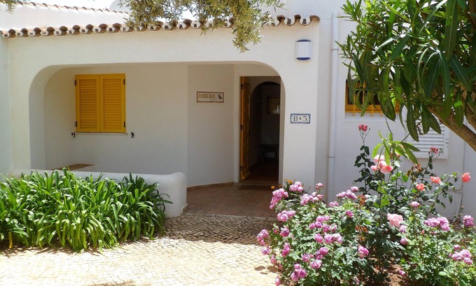 Aldeia do Golfe Villa | Villa Located In Self-Contained Village