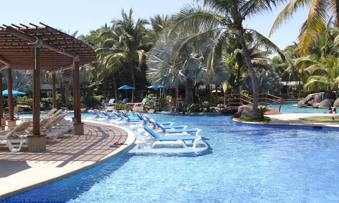 Monterrico Villa | Villa los Cabos Monterrico