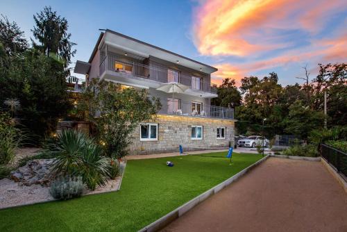 Opric Villa | Villa Lovran, heated pool and Spa