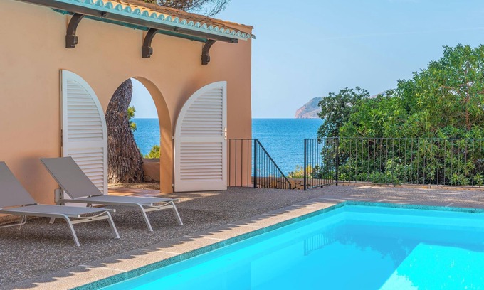 Cala Gat House | Villa Lumb with Private Access to the Sea, Sea & Mountain View, Pool, A/C, Wi-Fi, Garden & Terrace