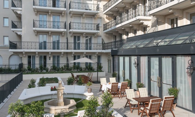 Puteaux Apartment | Villa Médicis Puteaux