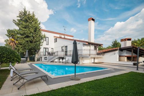 Stranici kod Nove Vasi Villa | Villa Marty with Private Pool and Jacuzzi