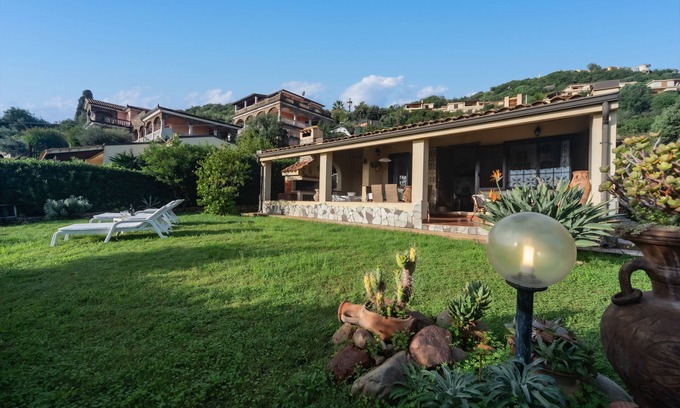 Costa Rei House | Villa Monica with sea view and within walking distance of Costa Rei beach