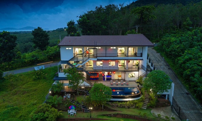Chalong Villa | Villa Nap Dau Crown Private pool villa for Family and Friends