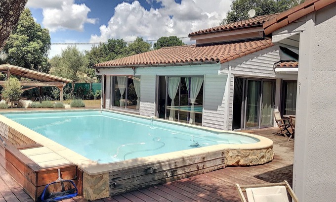 Vallabrix House | Villa near Uzès, 230m², 8 pers. Max, PMR access