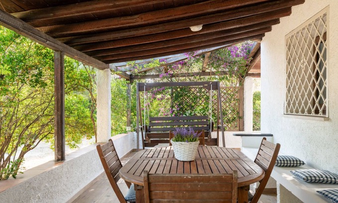 Pittulongu Ski Chalet | Villa Olivastro - family home in Pittulongu