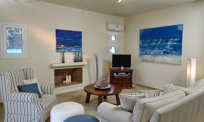 Istron Villa | Villa Ouranos our dream in blue and cream with seaview and pool