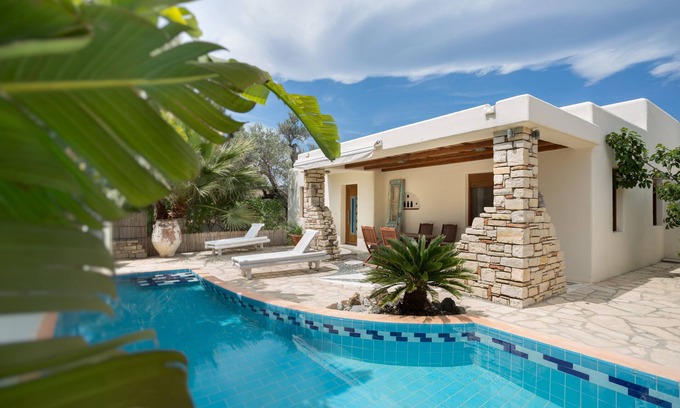 Sivas Villa | Villa Paradisos 1 with private pool, wireless, satellite TV, in a quiet idyll