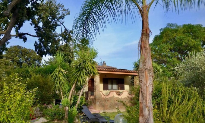 Jerzu Villa | Villa Pelau - Holiday Home