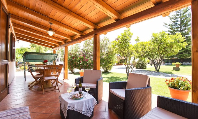 Alghero Villa | Villa Porticciolo near the beach for 6 people, with Air Conditioning and WiFi