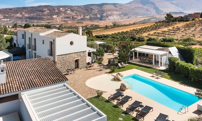 Buseto Palizzolo Villa | Villa Rega - Private villa with pool in Sicily