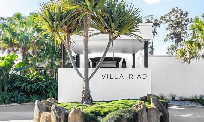 Ewingsdale House | Villa Riad Byron Bay Private Resort
