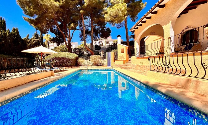 El Portet Villa | Villa RODRIGANDA in Moraira – 3 bedrooms, private pool, 700 metres from El Portet beach, air conditioning and Wi-Fi
