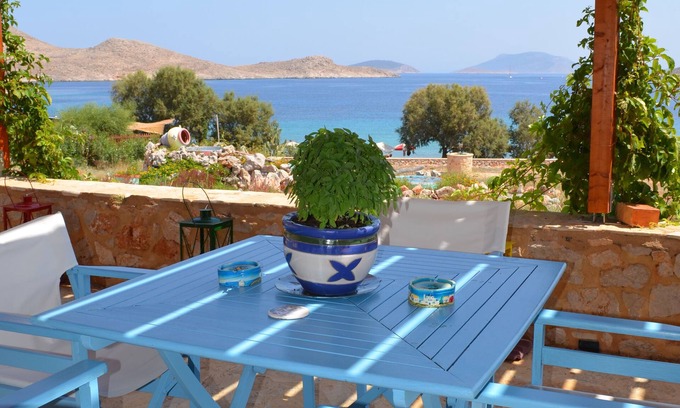 Halki Villa | Villa Romanza beach front