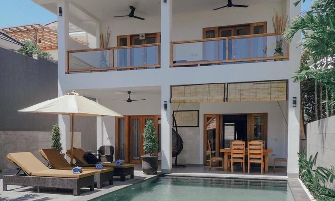 Pemaron Villa | Villa Royal Lovina