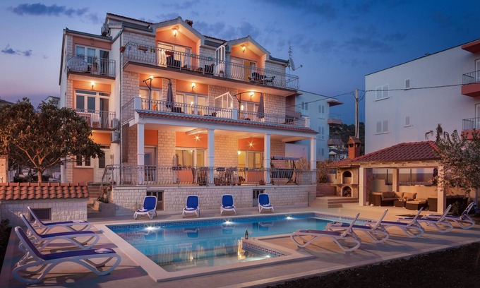 Poljica Apartment | Villa S&B Matijas, Apartment A6 with swimming pool