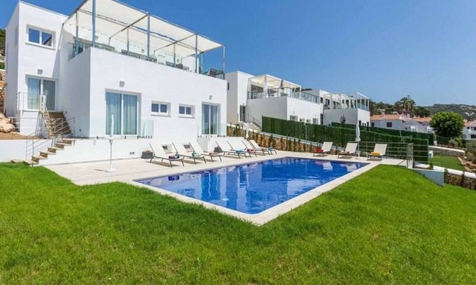 Sant Jaume Mediterrani Villa | Villa Sunrise ❤️ Seaviews ❤️ Free AC & WiFi