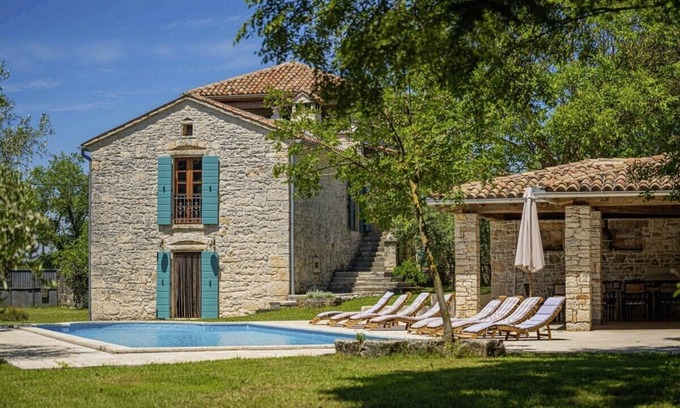 Salambati Villa | Villa Salambati 9 * 20000 m2 estate, private pool, BBQ, free WiFi
