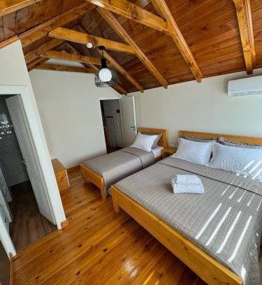 Permet House | Villa Sana Rooms