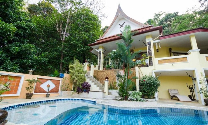 Ban Sakhu Villa | villa sawadee with swiming pool in tropical garden