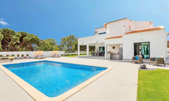 Castelo Villa | Villa Sequeira
