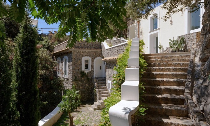 Conca dei Marini Villa | VILLA SHAH a place to listen to the sea in Amalfi Coast