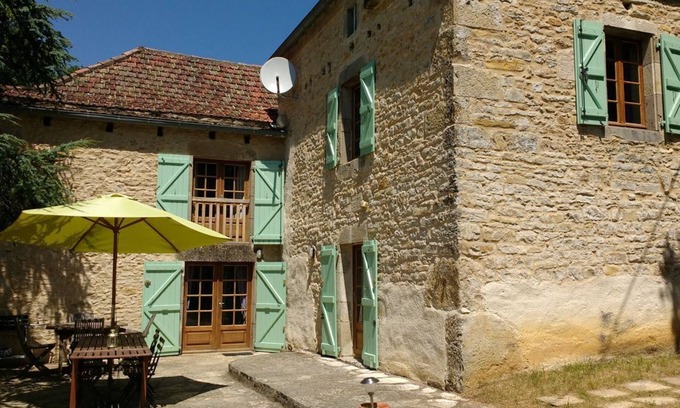 Villeneuve d'Aveyron Villa | Villa (sleeps 6), private pool, gardens surrounded by countryside and woodland