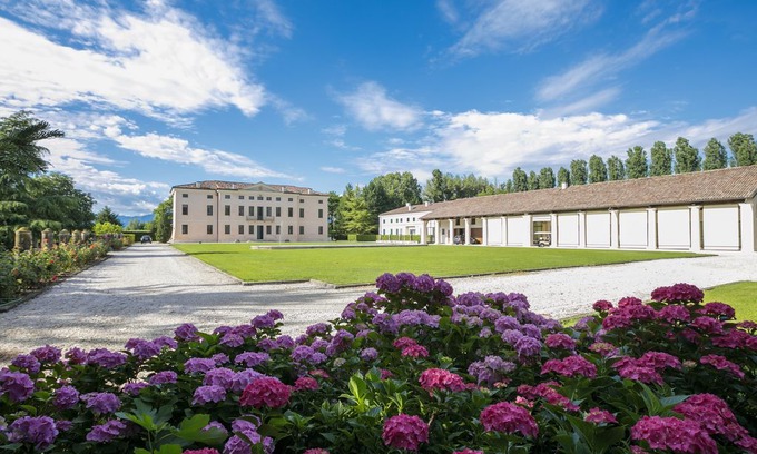 Caldogno-Rettorgole-Cresole Apartment | Villa Solatia Appartamento 7, Rettorgole di Caldogno, Italy