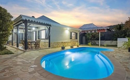 Saint-Pierre Villa | Villa spacieuse avec piscine à Saint-Pierre
