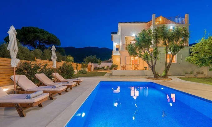 Langadhakia Villa | Villa Status with private pool for families and group of friends.