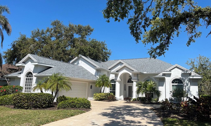Palma Sola Villa | Villa Summerwind Bradenton 3 bed/2 bath pool home