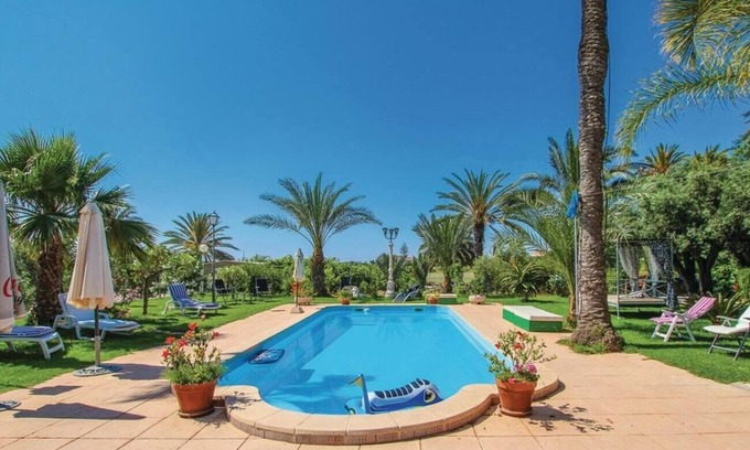 La Marina Villa | Villa Teresa with Pool, Garden & Wi-Fi