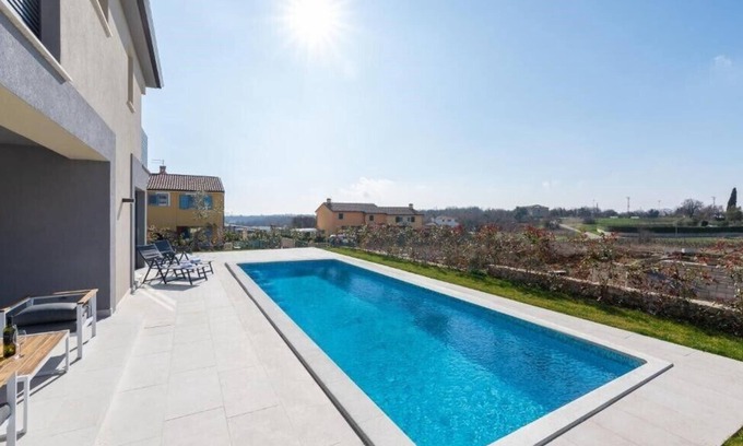 Nova Vas Villa | Villa Tin- Pool Private