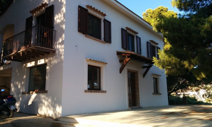 Montallegro Villa | villa torre salsa oasi wwf