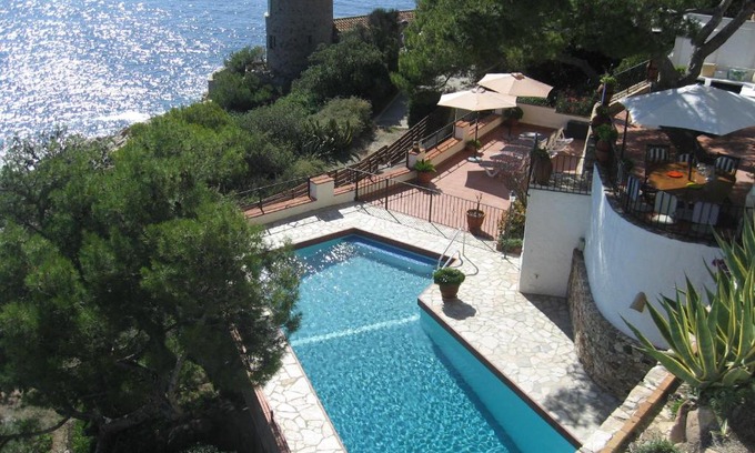 Llafranc Villa | Villa Transatlantique en première ligne de mer dite Villa Esmeralda