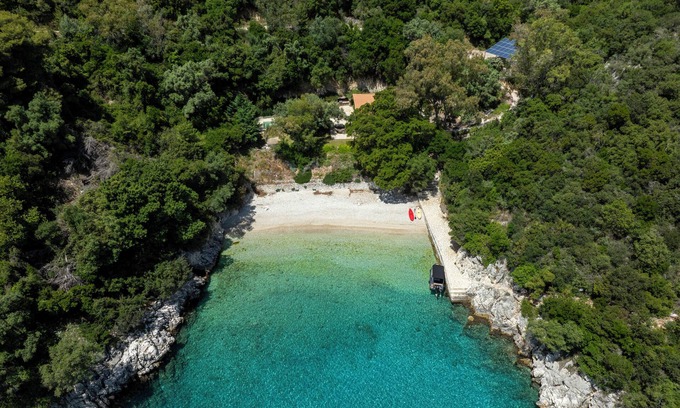 Evgiros Villa | Villa Trianda, a true gem just 27 steps from the beach!