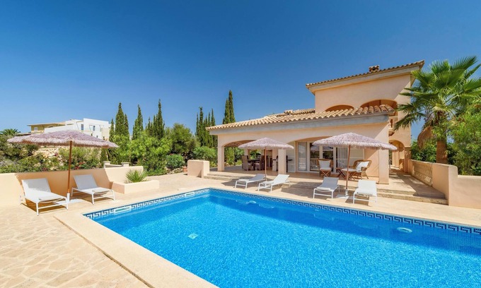 Manacor Villa | Villa Turo del Sol with partly Sea View, Pool, Garden, Terrace, Balcony & Wi-Fi