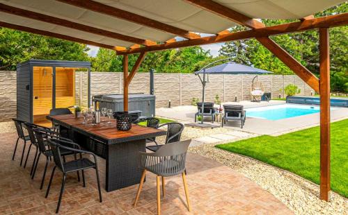 Balatonakarattya Villa | Villa Uno Balaton