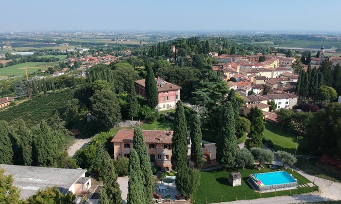 Sona Villa | Villa Veneta among the Vineyards of Lake Garda and Verona CIN IT023083C2ILYIC6U7