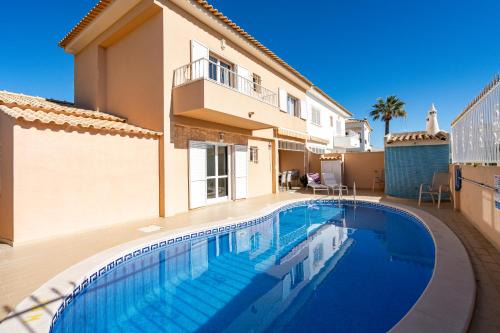 Gale House | Villa Verde by IntiHolidays