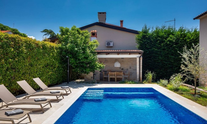 Nova Vas Villa | Villa Vin with 2 bedrooms and pool in Poreč