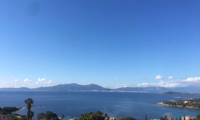 Portigliolo House | Villa vue 360 Baie Ajaccio & montagne et maquis 5 minutes à pied plage